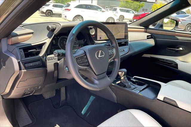 used 2024 Lexus ES 300h car, priced at $43,000