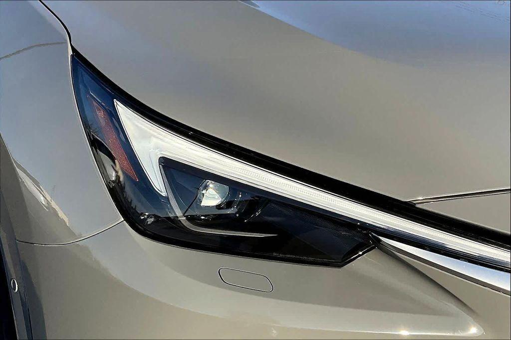 new 2026 Lexus TX 500h car, priced at $77,078