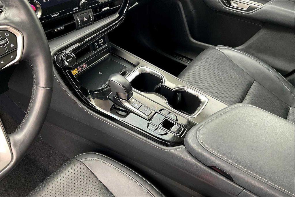 used 2025 Lexus NX 350 car, priced at $47,000