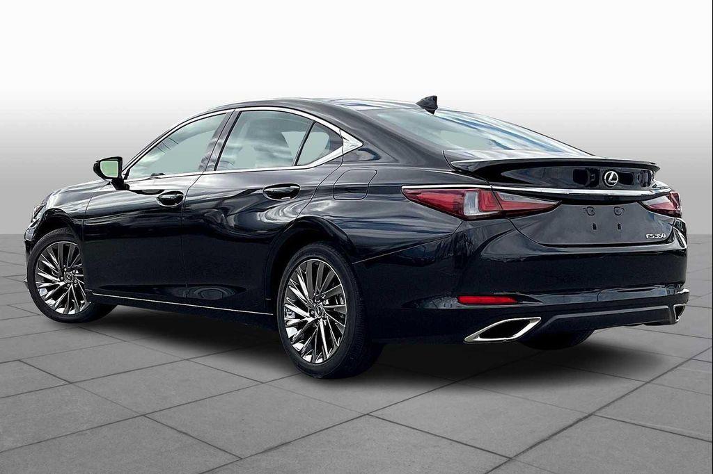 used 2024 Lexus ES 350 car, priced at $44,000