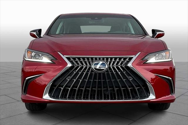 new 2025 Lexus ES 300h car, priced at $50,529