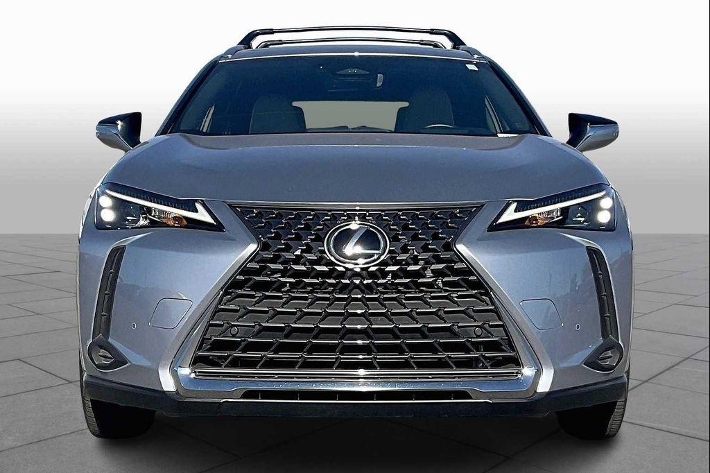 used 2025 Lexus UX 300h car, priced at $41,500