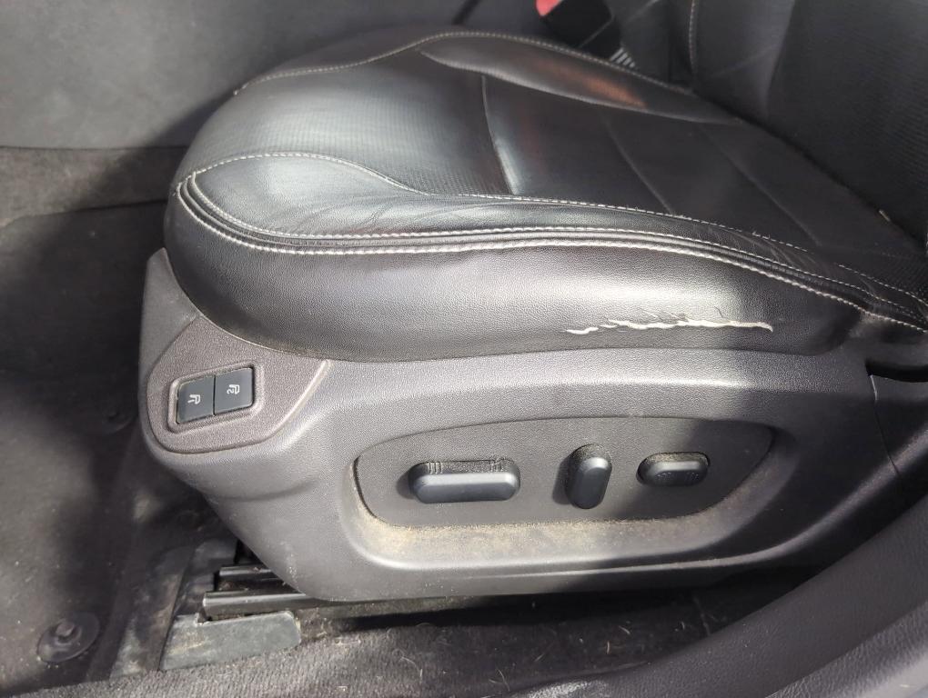 used 2010 Ford Taurus car, priced at $5,698