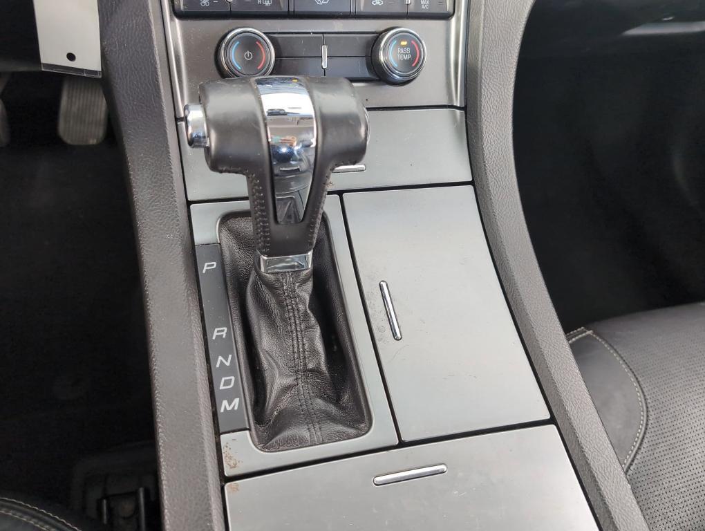used 2010 Ford Taurus car, priced at $5,698