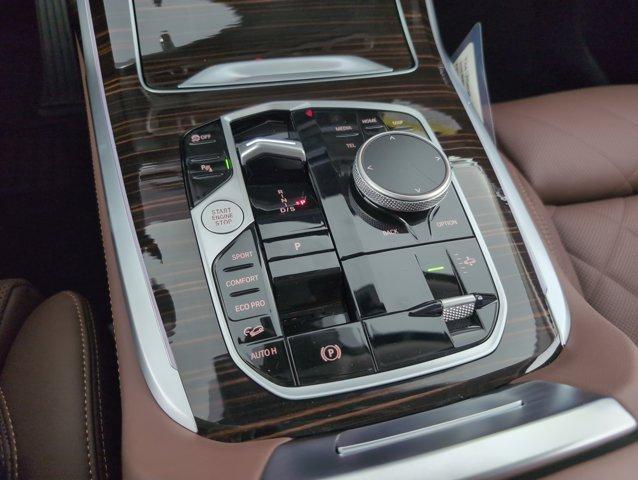 new 2026 BMW X7 car, priced at $93,740
