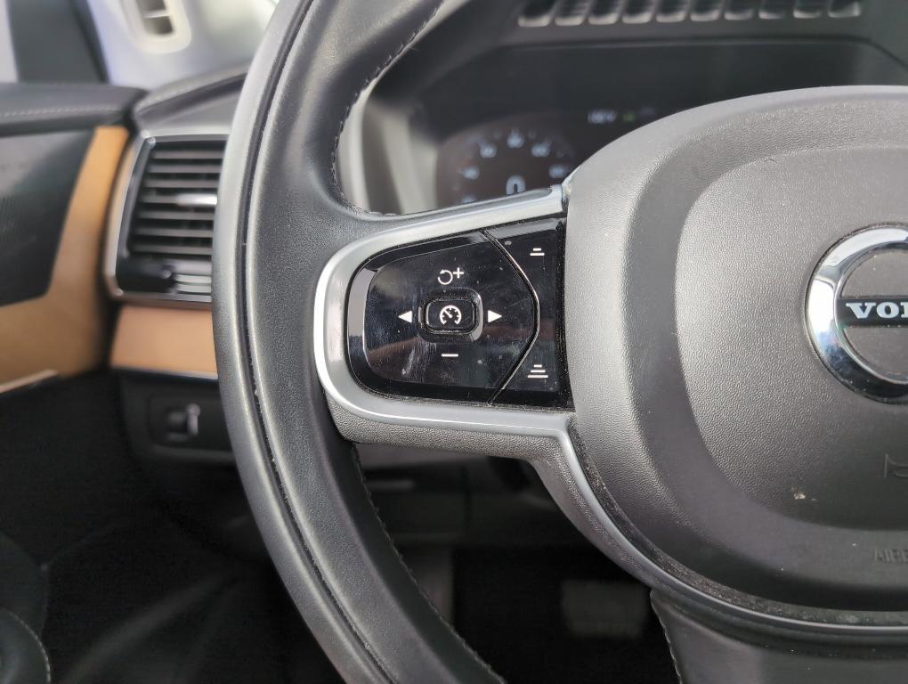used 2020 Volvo XC90 car, priced at $30,297