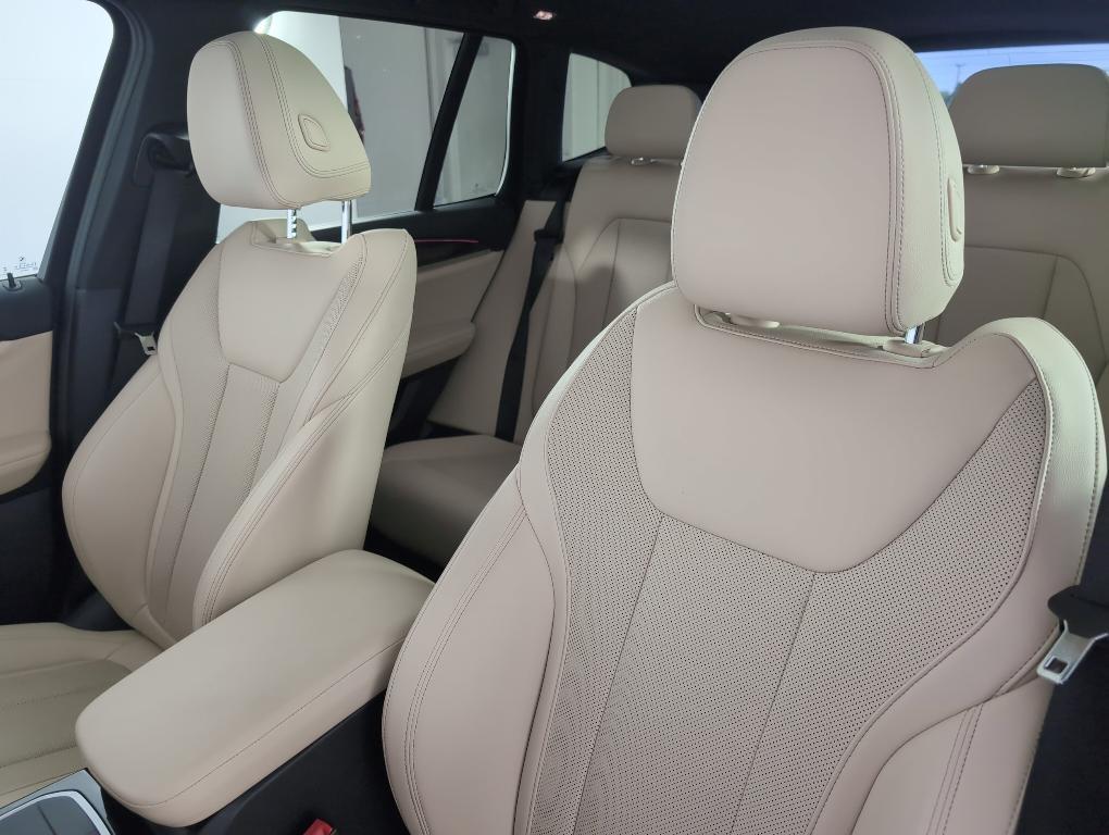 used 2023 BMW X3 car, priced at $33,999