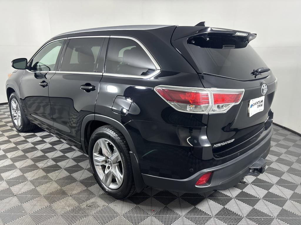 used 2016 Toyota Highlander car, priced at $18,999