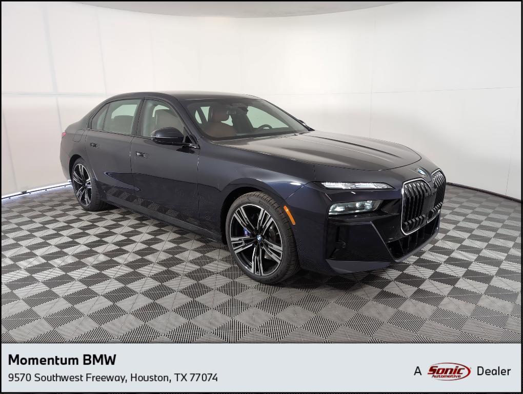 new 2025 BMW 760 car, priced at $132,650