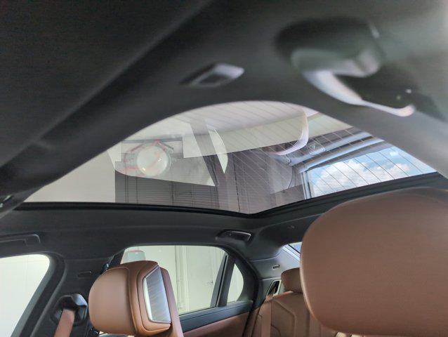 new 2025 BMW 760 car, priced at $132,650