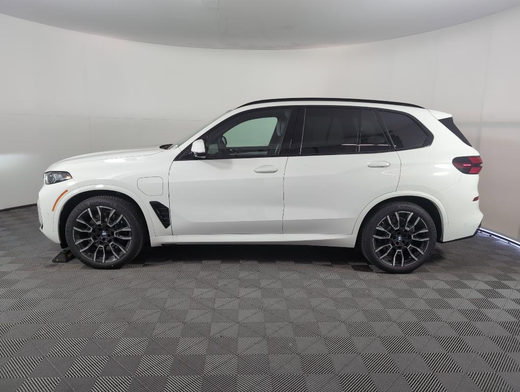 new 2026 BMW X5 PHEV car, priced at $84,175