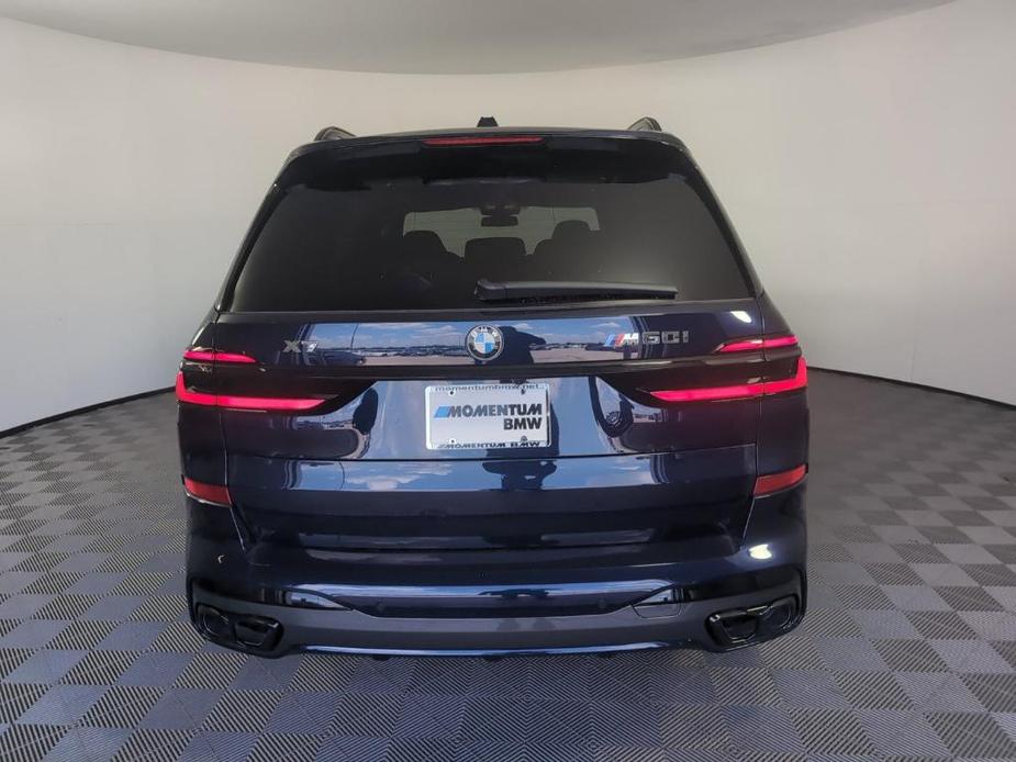 new 2025 BMW X7 car, priced at $124,175