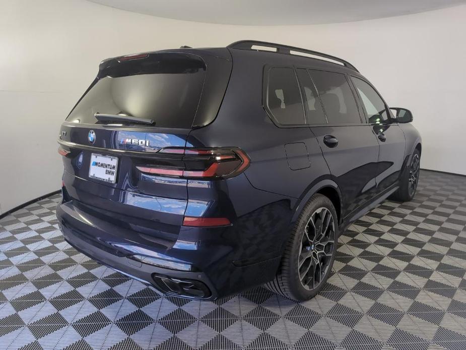 new 2025 BMW X7 car, priced at $124,175