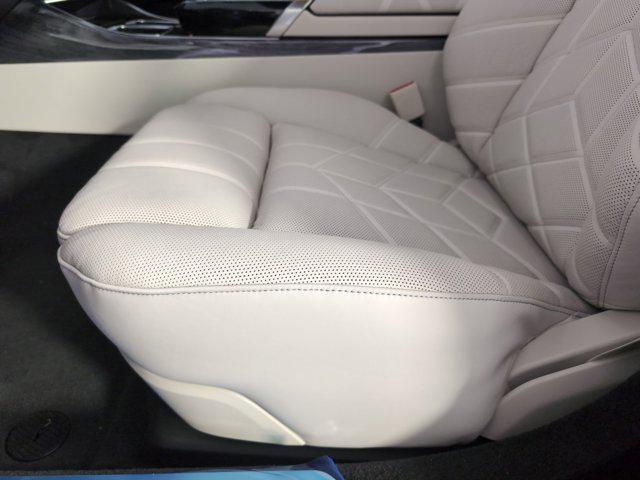 new 2025 BMW i7 car, priced at $111,975