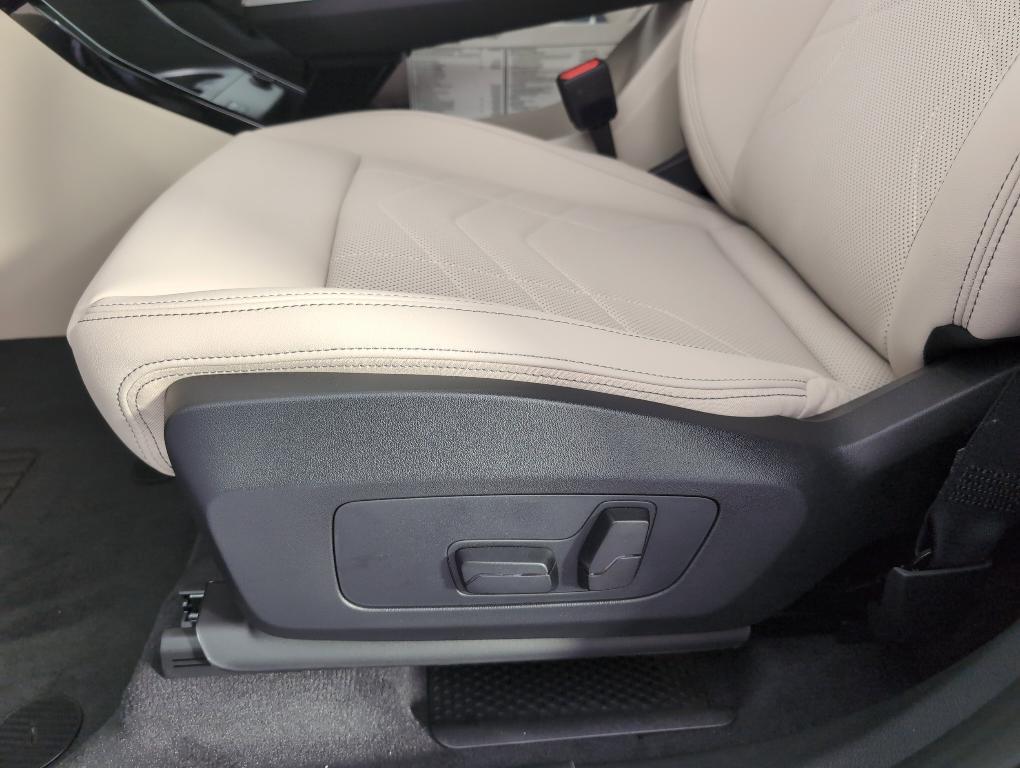 new 2025 BMW X1 car, priced at $46,980