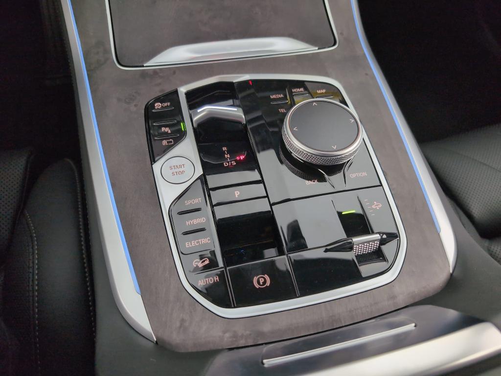 new 2025 BMW X5 PHEV car, priced at $85,795