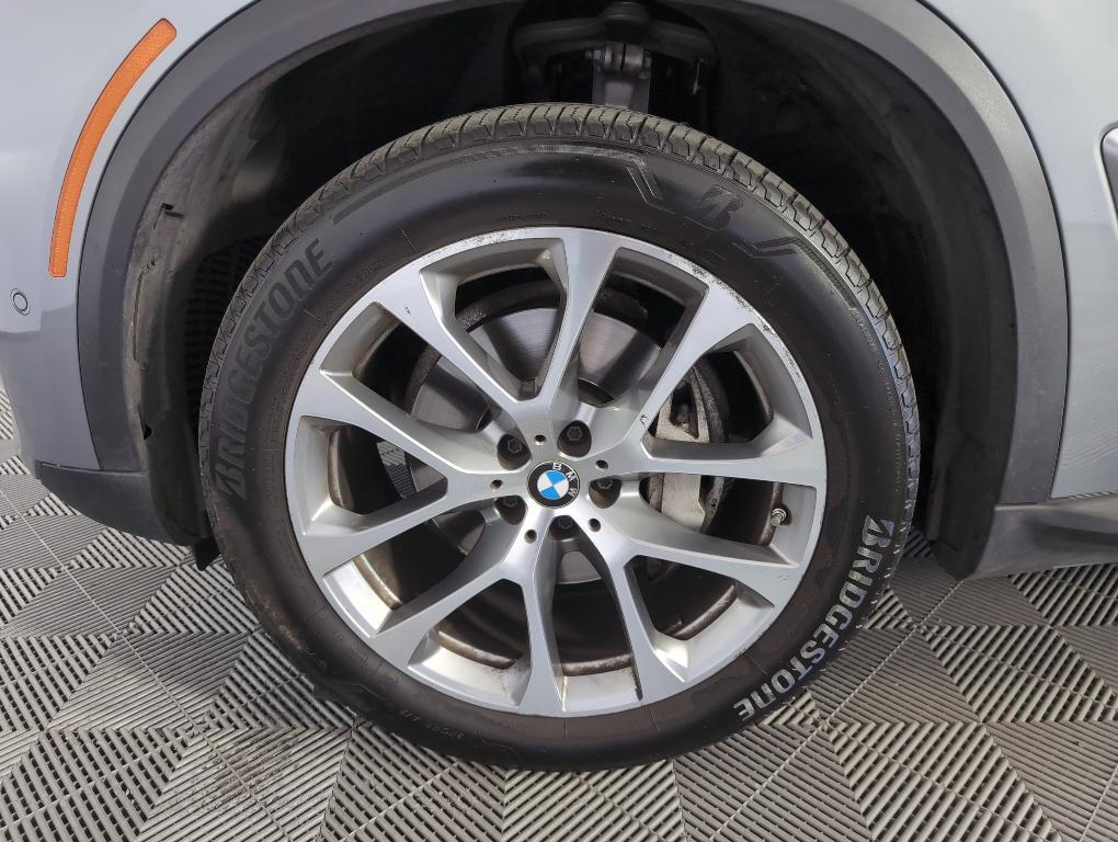 used 2024 BMW X5 car, priced at $45,996