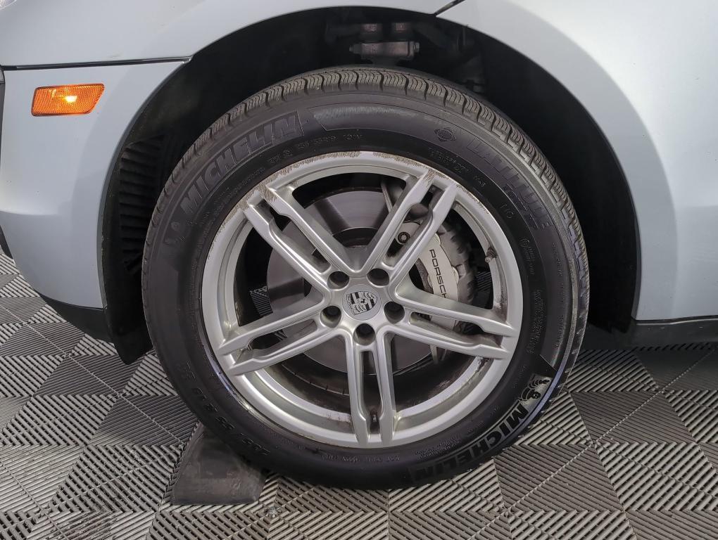 used 2016 Porsche Macan car, priced at $14,298