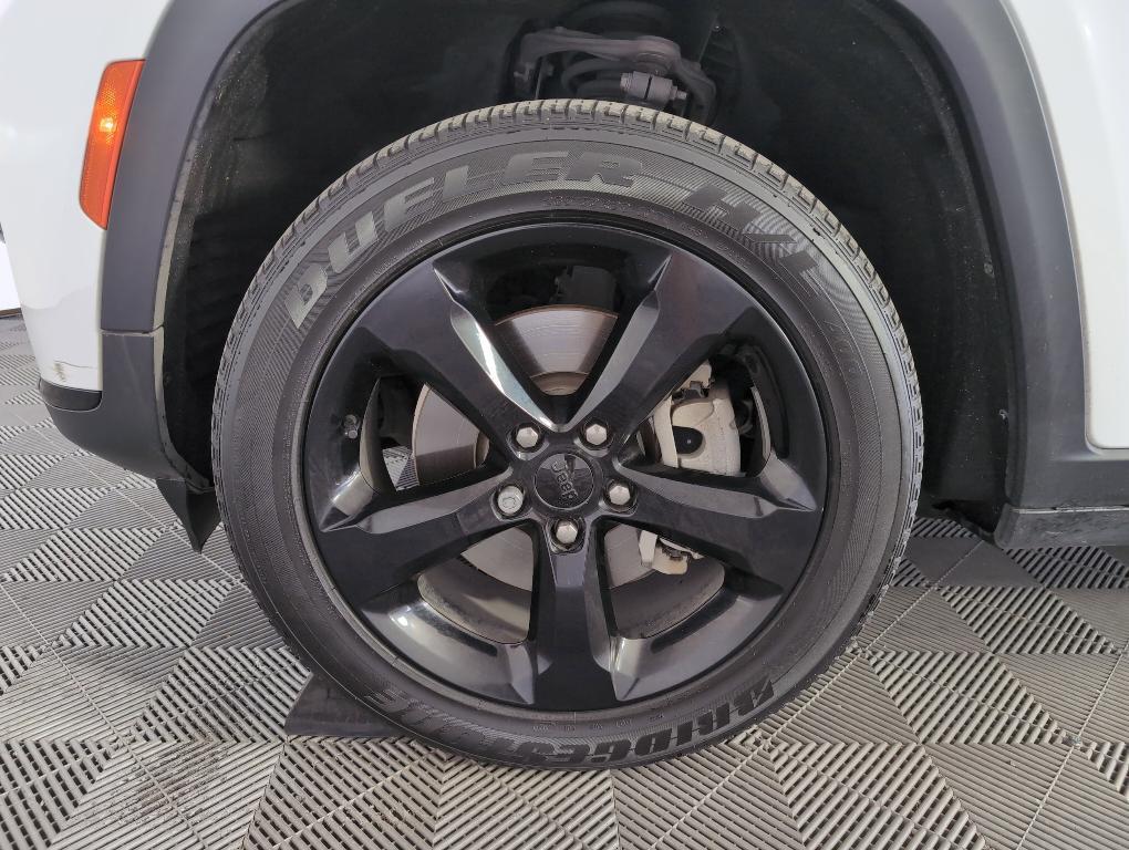used 2021 Jeep Grand Cherokee L car, priced at $26,999