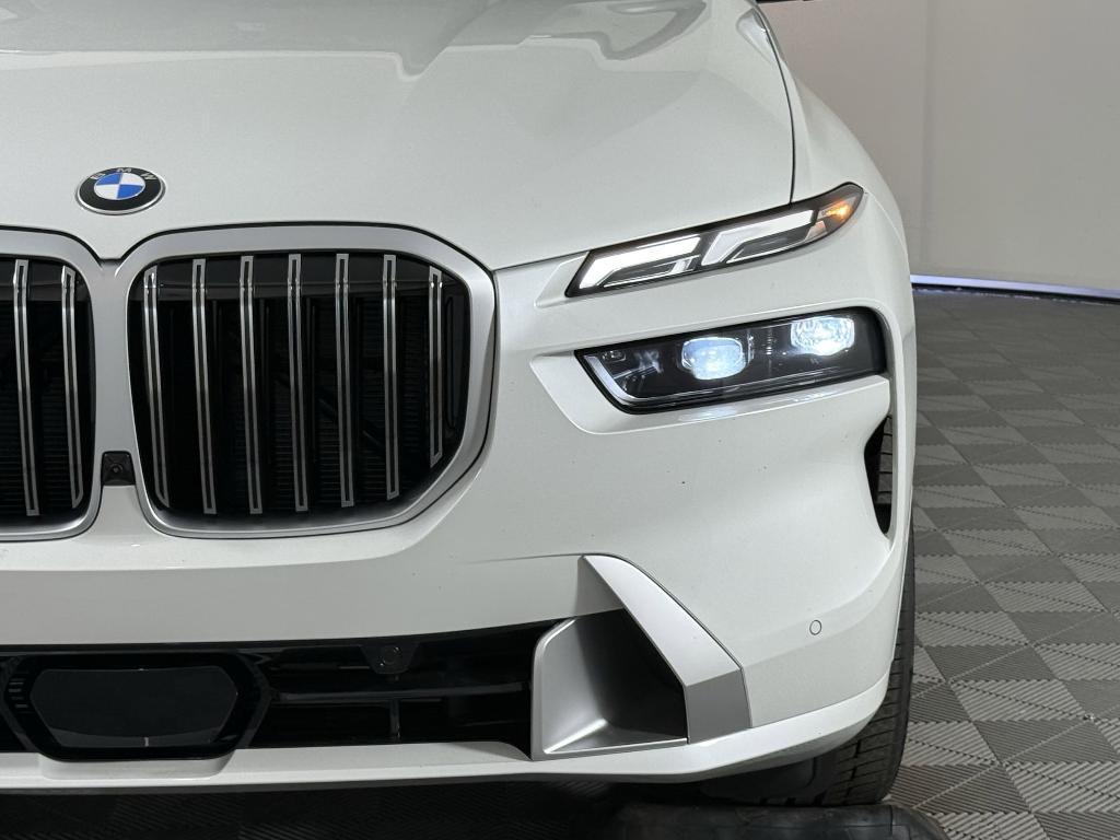 new 2026 BMW X7 car, priced at $97,480