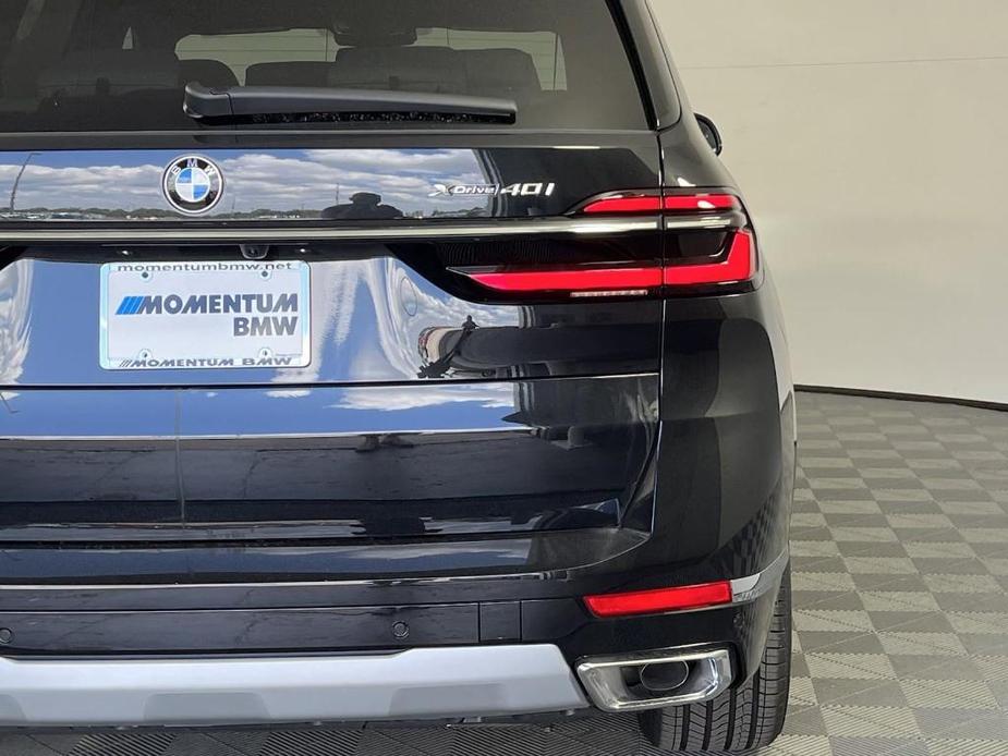 new 2025 BMW X7 car, priced at $91,325