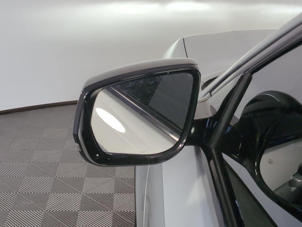 used 2023 Jeep Grand Cherokee L car, priced at $26,999