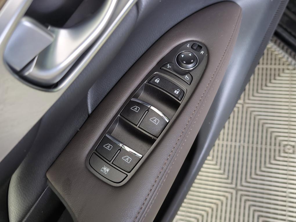 used 2015 INFINITI Q70L car, priced at $13,499