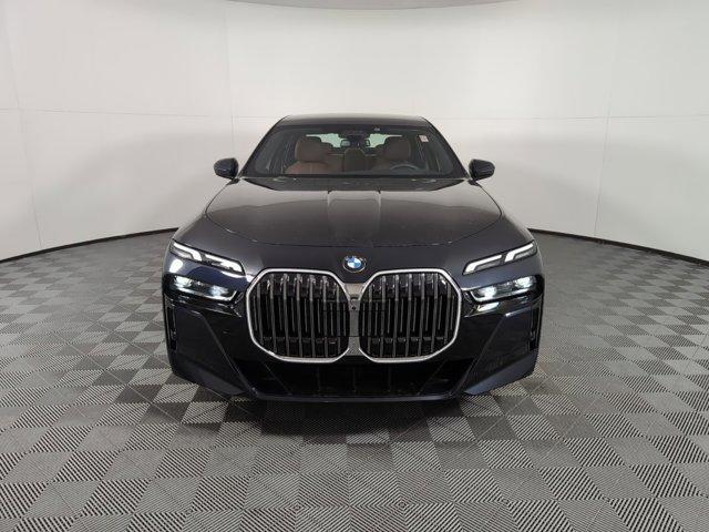 new 2025 BMW 760 car, priced at $127,680