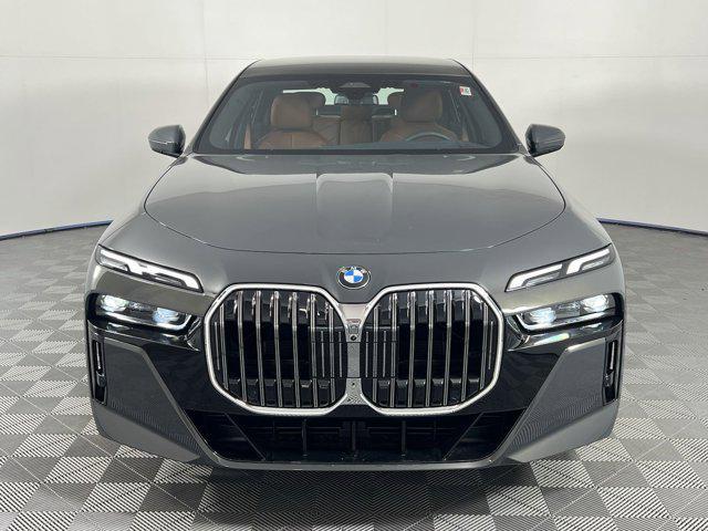 new 2025 BMW 760 car, priced at $127,475