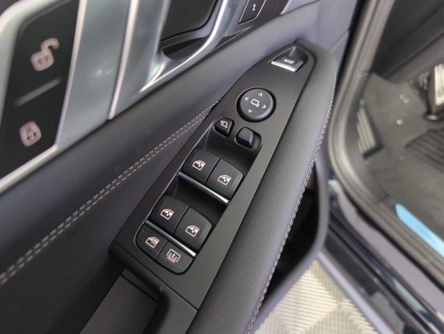 new 2026 BMW X7 car, priced at $90,990