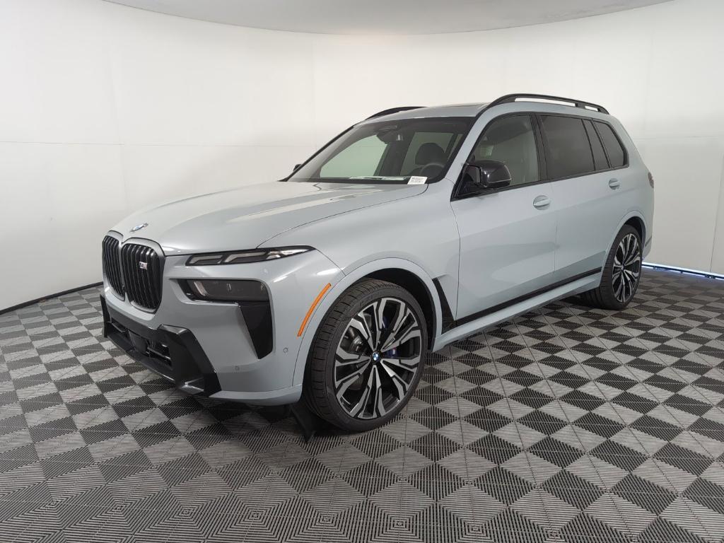 new 2025 BMW X7 car, priced at $122,925