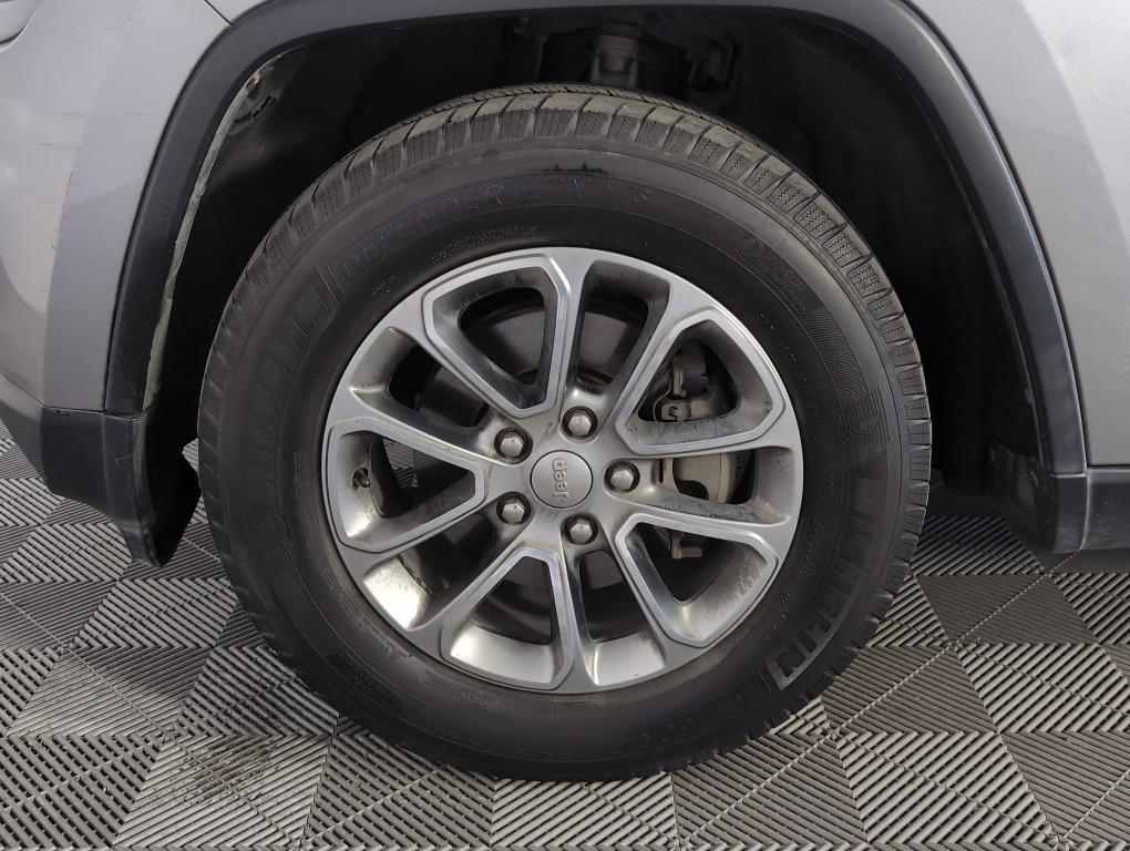used 2016 Jeep Grand Cherokee car, priced at $7,999