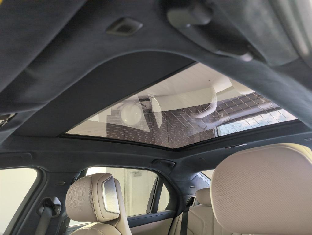 new 2025 BMW 760 car, priced at $138,100