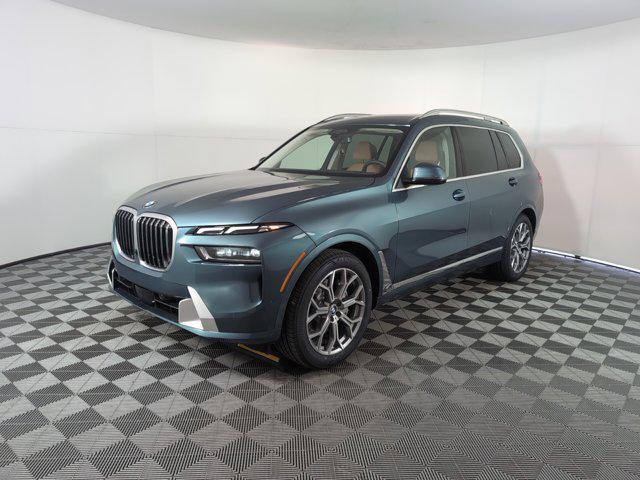 new 2025 BMW X7 car, priced at $89,010