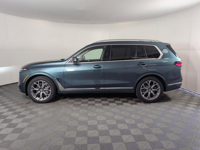 new 2025 BMW X7 car, priced at $89,010