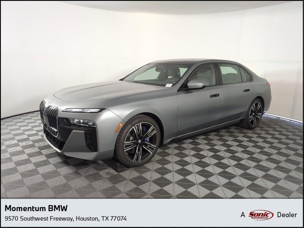 new 2025 BMW 760 car, priced at $137,650