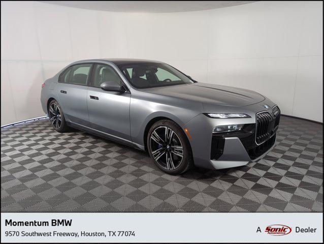 new 2025 BMW 760 car, priced at $137,650