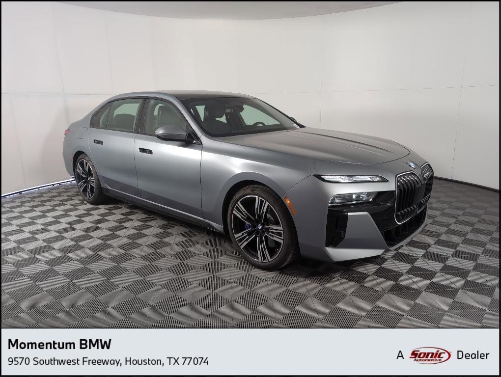 new 2025 BMW 760 car, priced at $137,650