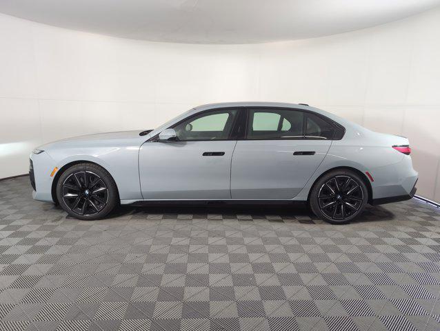 new 2025 BMW 760 car, priced at $137,925
