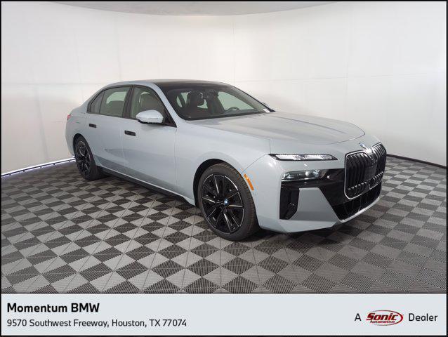 new 2025 BMW 760 car, priced at $137,925
