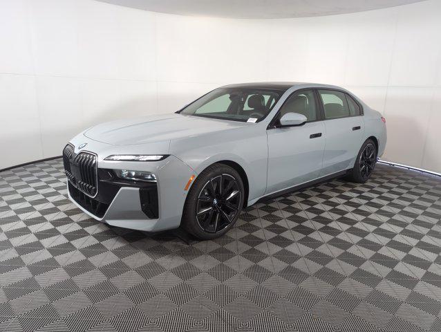 new 2025 BMW 760 car, priced at $137,925