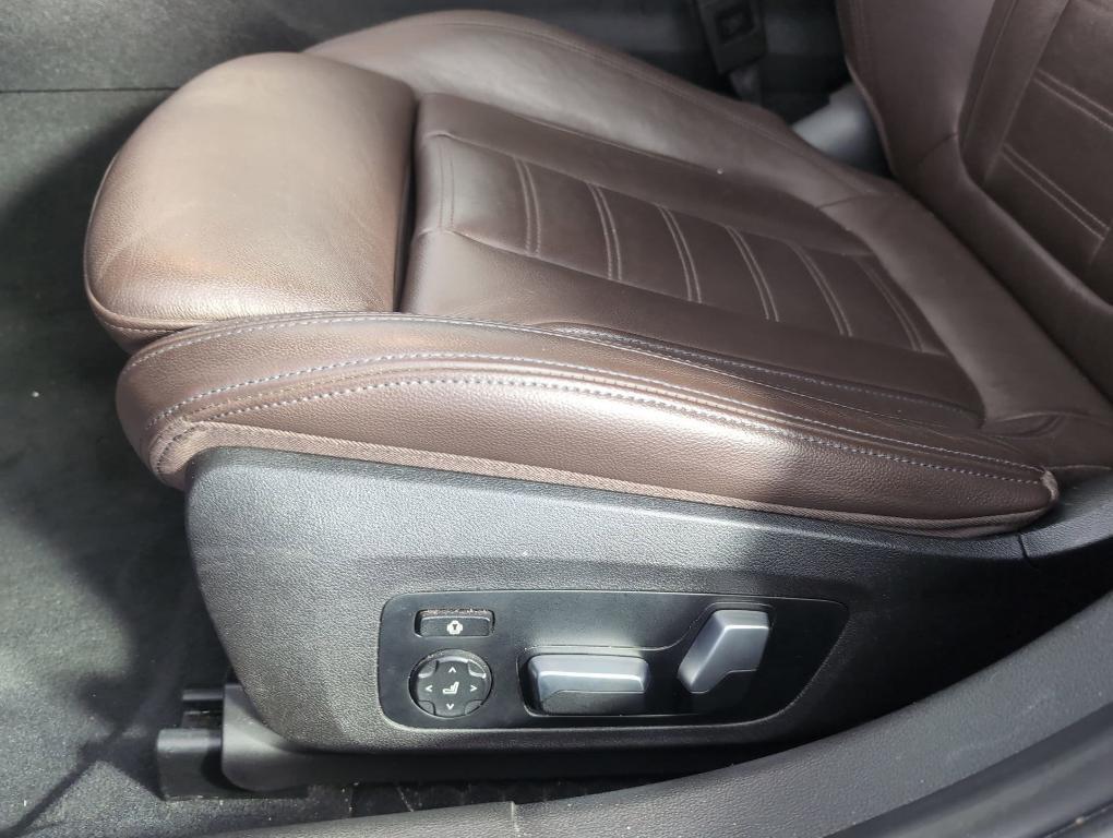 used 2020 BMW 330 car, priced at $20,999
