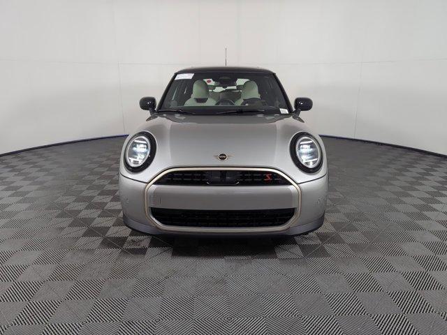 used 2025 MINI Hardtop car, priced at $28,591