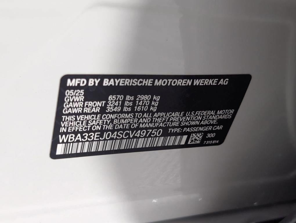 new 2025 BMW 760 car, priced at $132,475