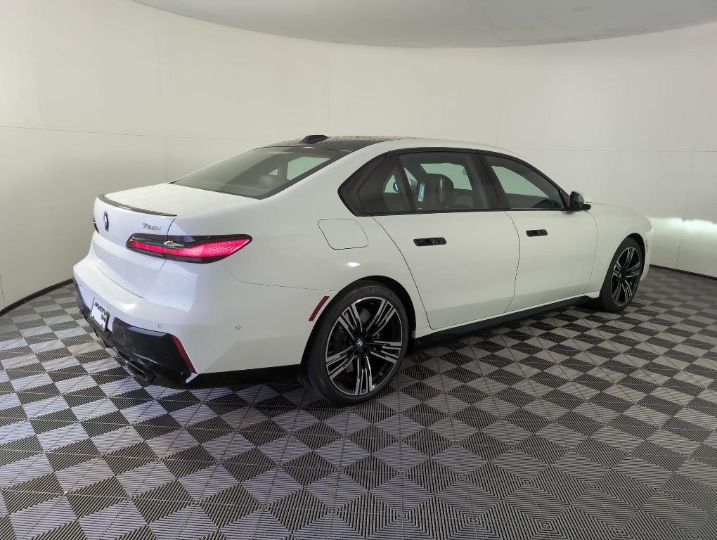 new 2025 BMW 760 car, priced at $132,475