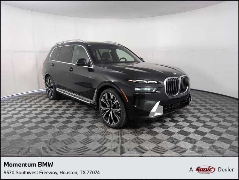 new 2025 BMW X7 car, priced at $100,405