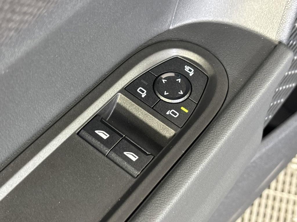 used 2025 MINI Hardtop car, priced at $29,991