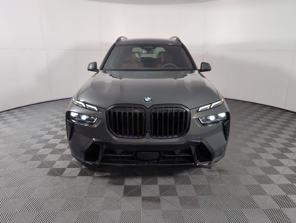 new 2025 BMW X7 car, priced at $101,325