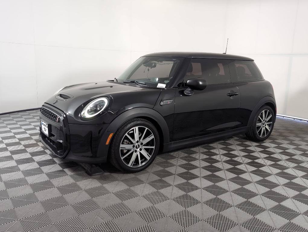 used 2023 MINI Hardtop car, priced at $25,999