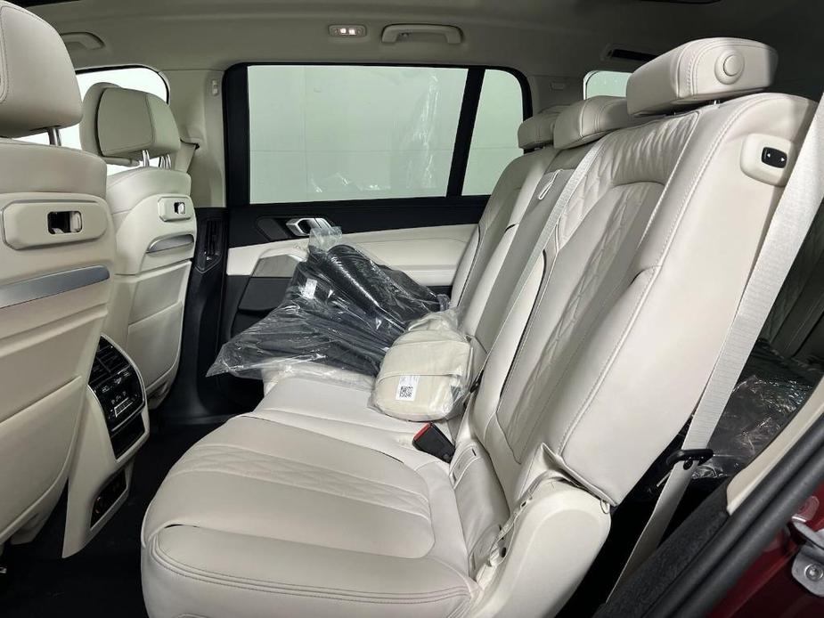 new 2025 BMW X7 car, priced at $96,505